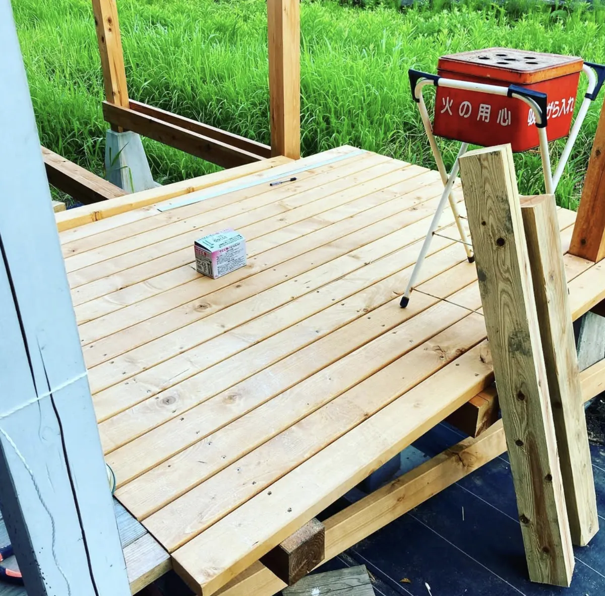 屋外デッキ新設