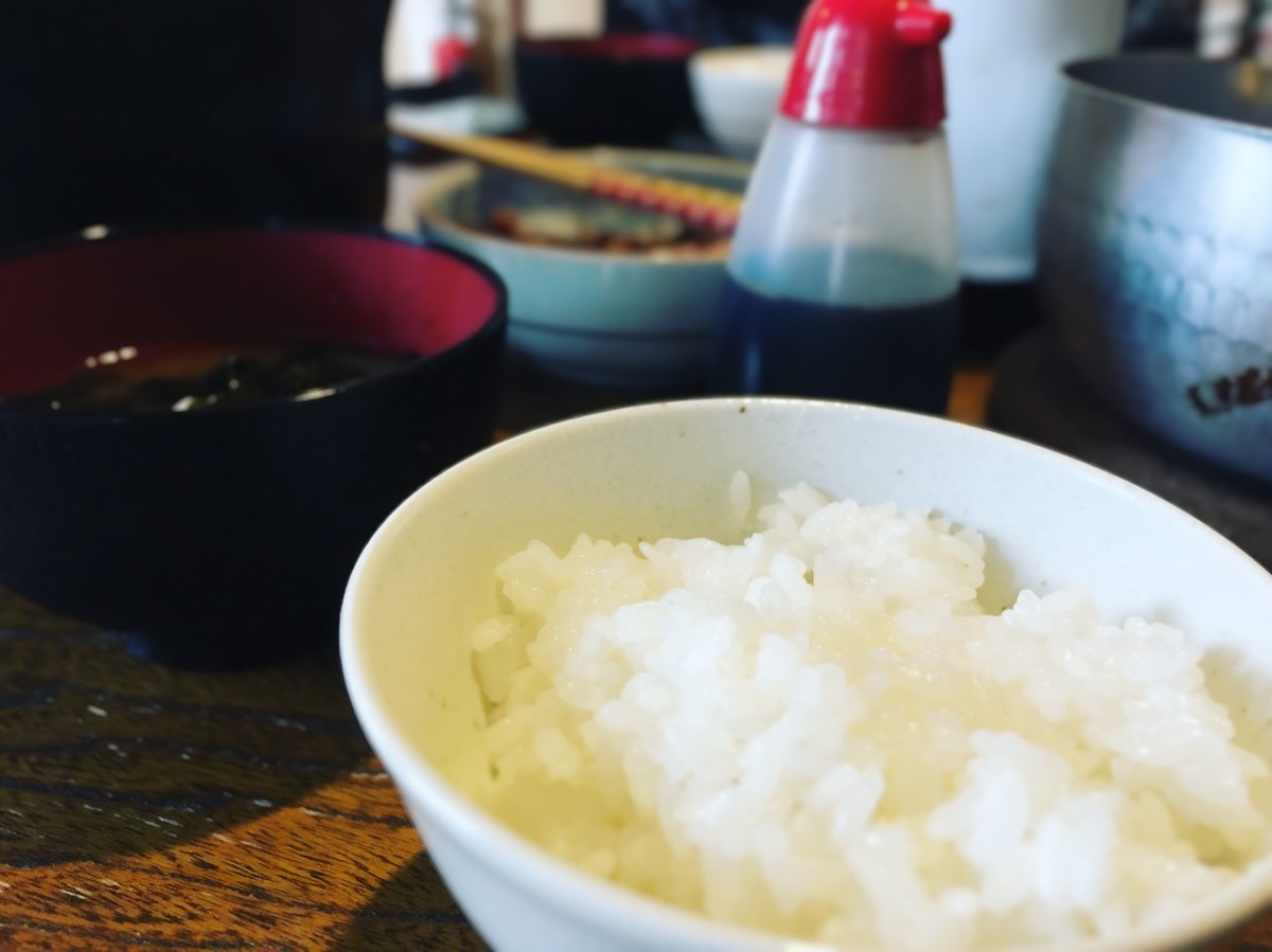 キッチンで料理