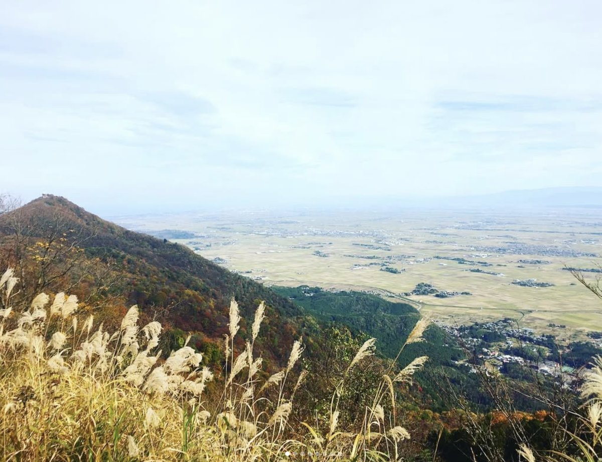 弥彦山 ― NEMARUから車で約30分